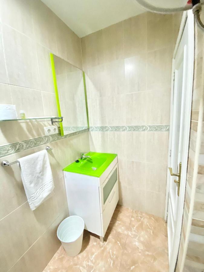 Jaime El Conquistador Apartment Madrid Esterno foto